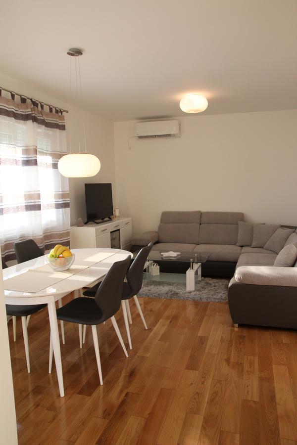 بودْسْتغانا Apartment Mario المظهر الخارجي الصورة
