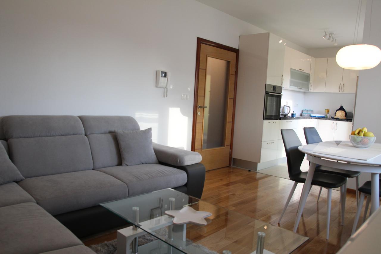 بودْسْتغانا Apartment Mario المظهر الخارجي الصورة
